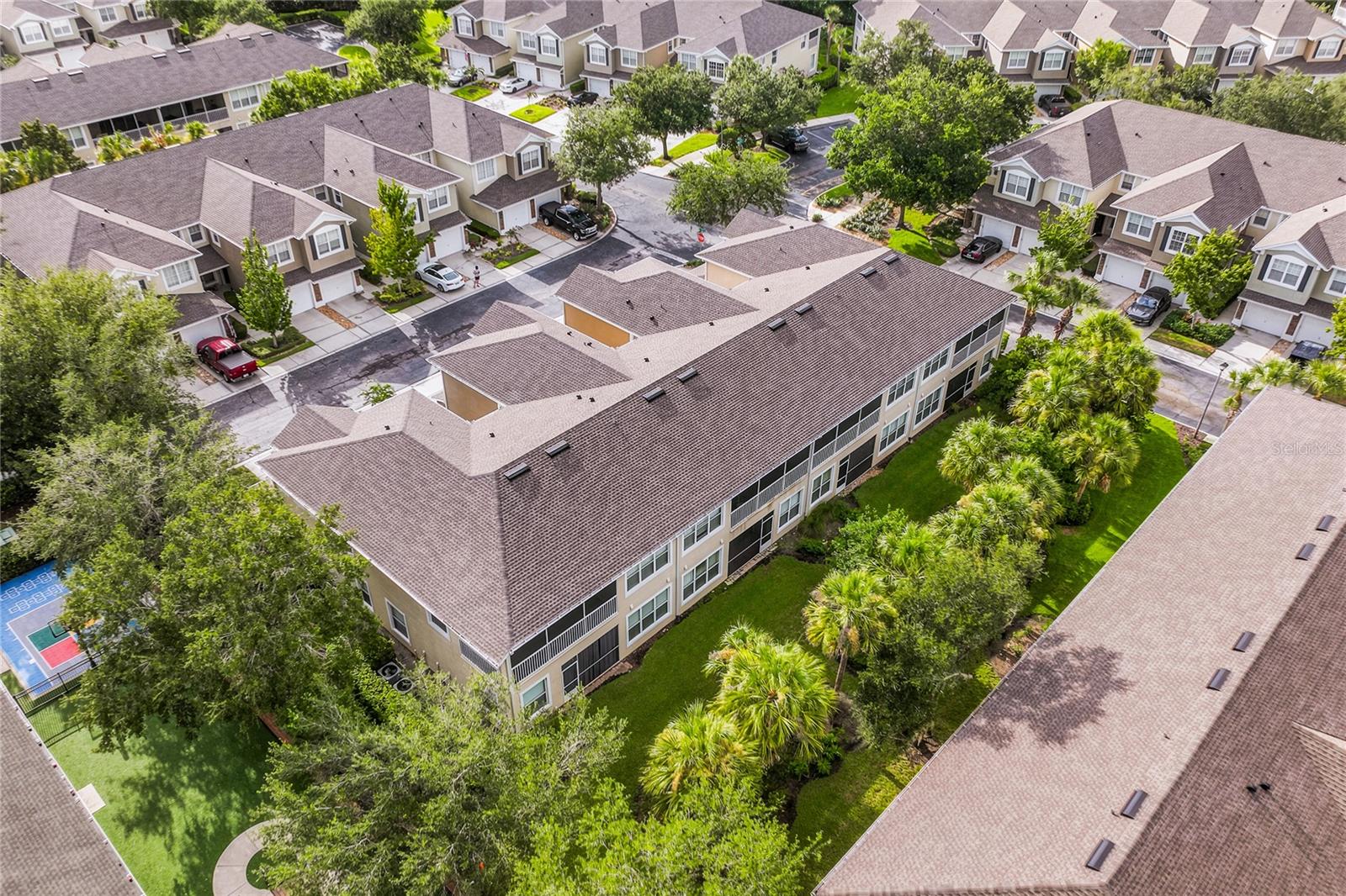 CARRIAGE HOMES AT DUNWOODY COMMONS A CONDO - Residential