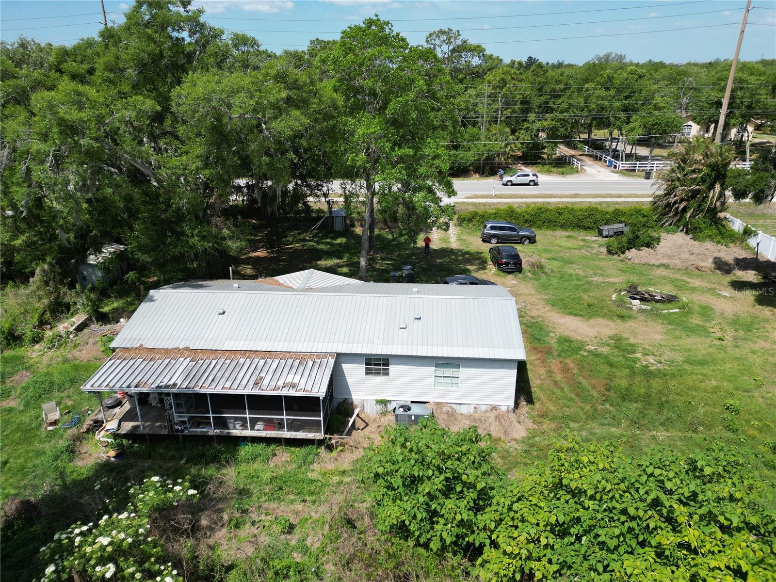 TROPICAL ACRES AREA - Residential
