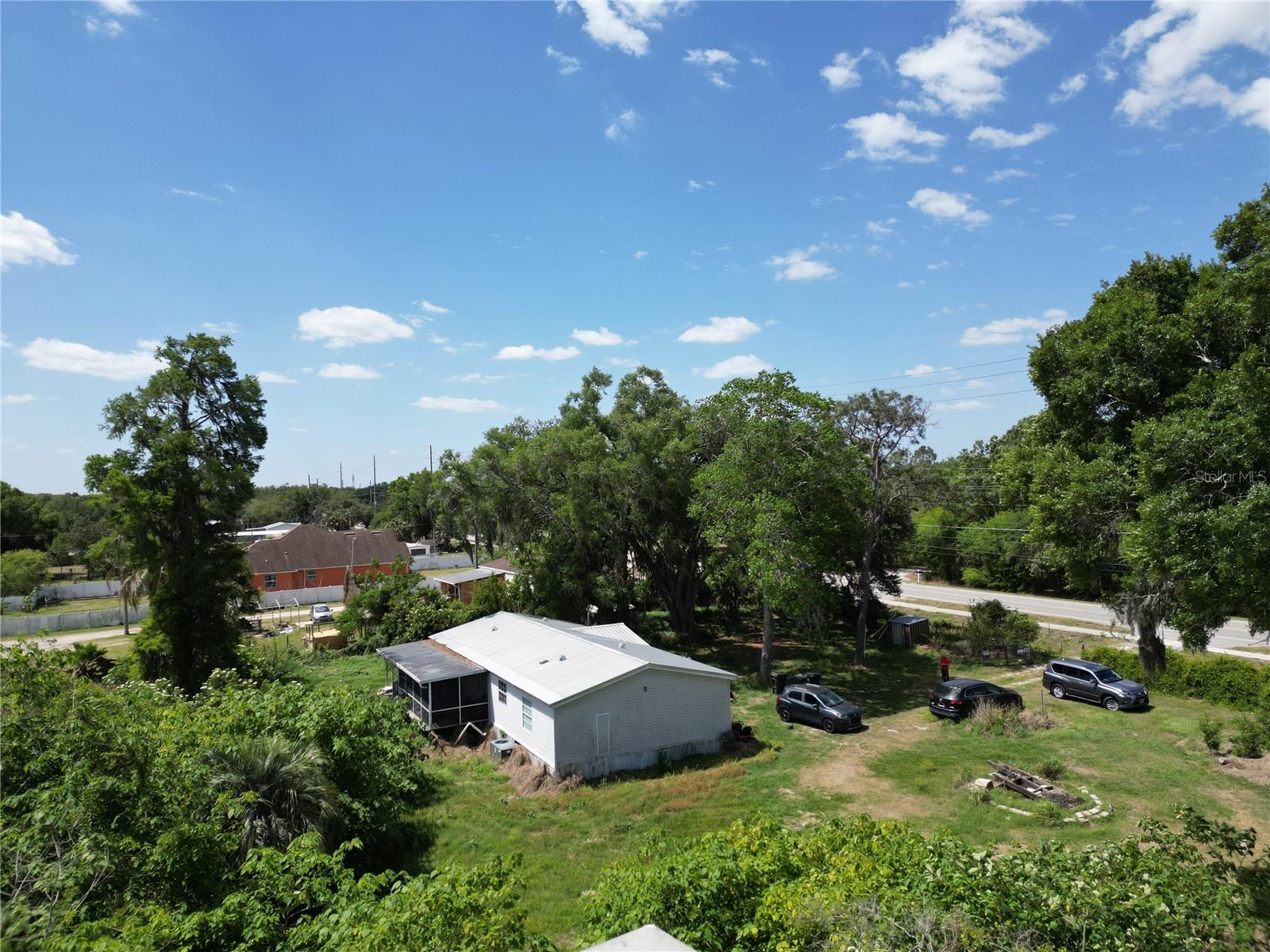 TROPICAL ACRES AREA - Residential