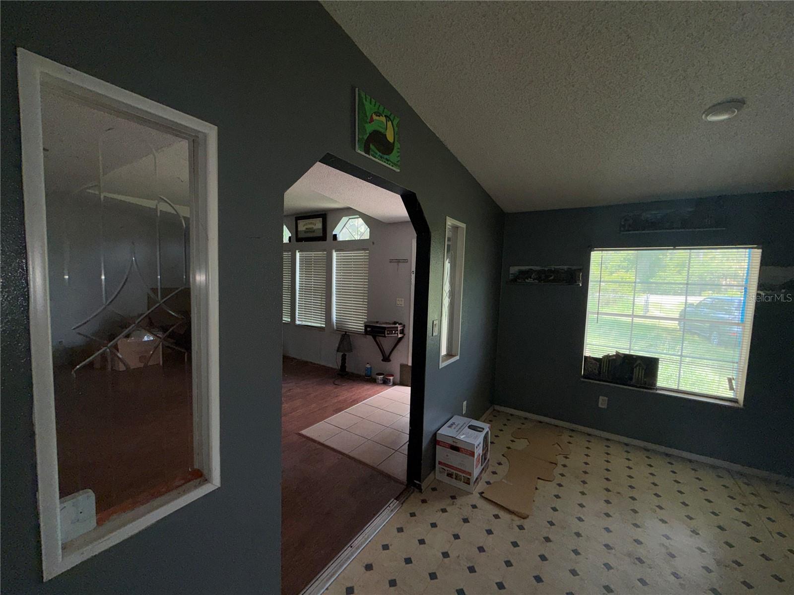 TROPICAL ACRES AREA - Residential