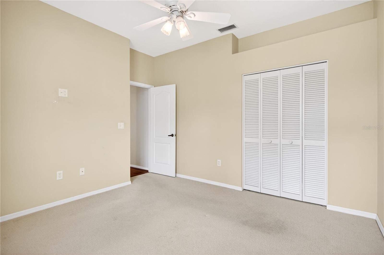 TARA GOLF AND COUNTRY CLUB - Residential