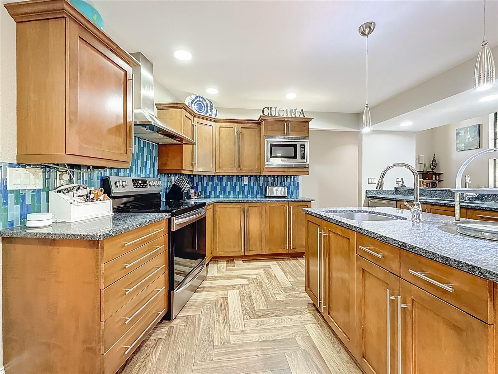 DEERPATH UNIT ONE - Residential