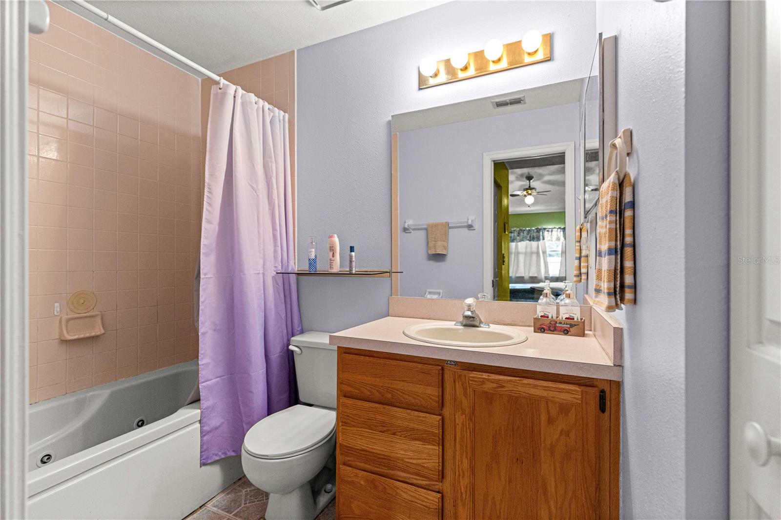 OAK TRACE VILLAS - Residential