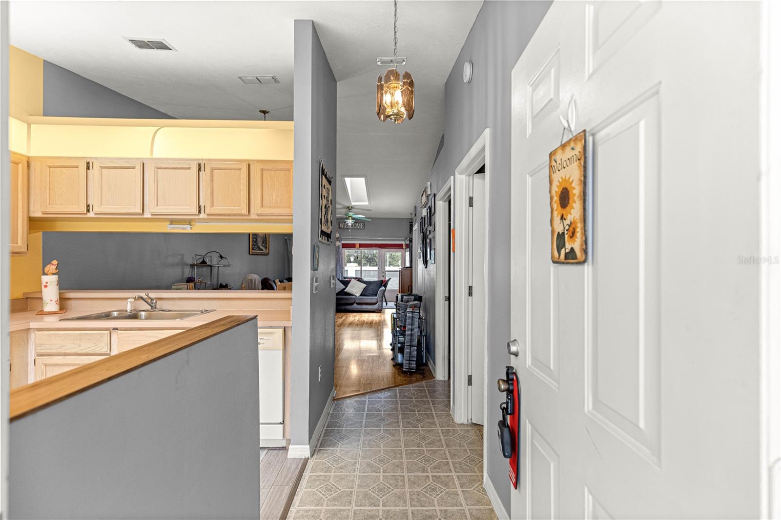 OAK TRACE VILLAS - Residential