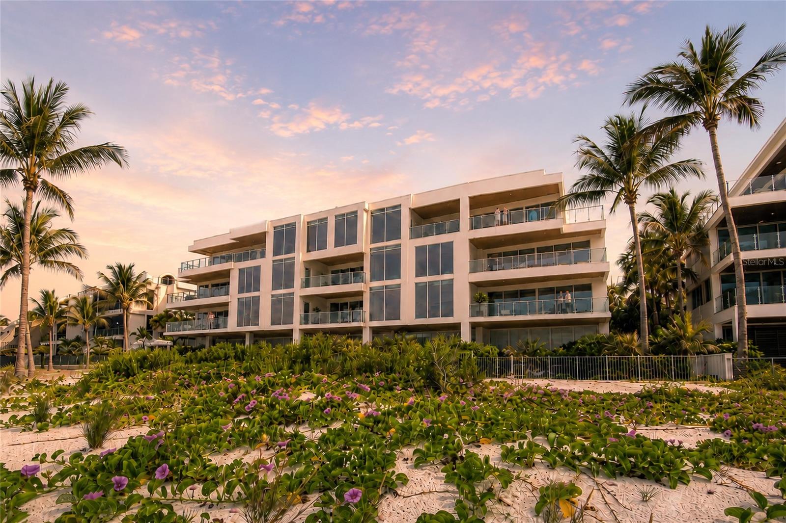 SUNSET BEACH - Residential