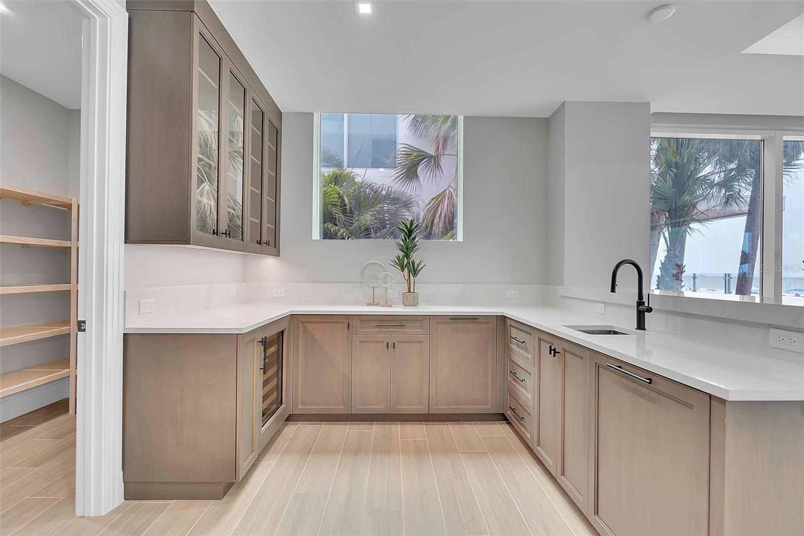 SUNSET BEACH - Residential