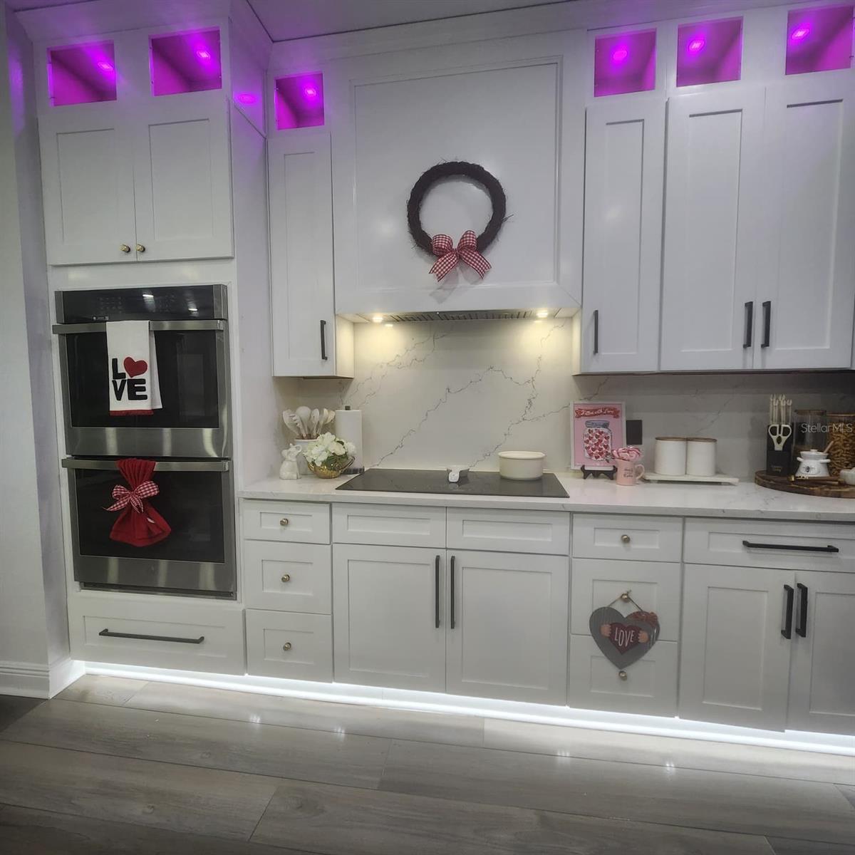NEPTUNE POINTE - Residential