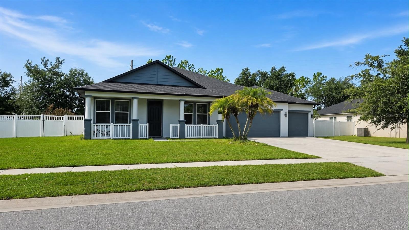 NEPTUNE POINTE - Residential