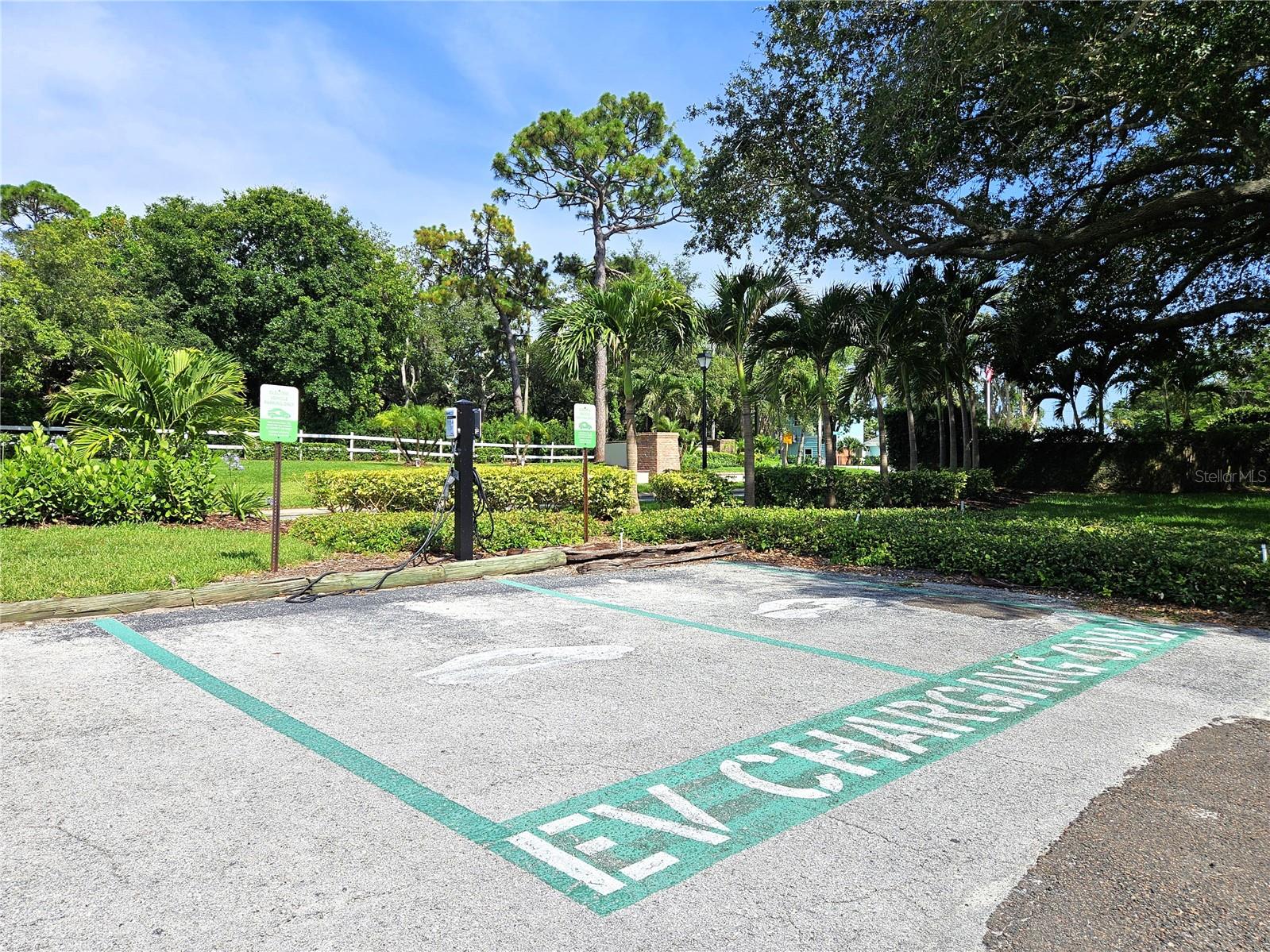 TARPON COVE CONDO - Residential