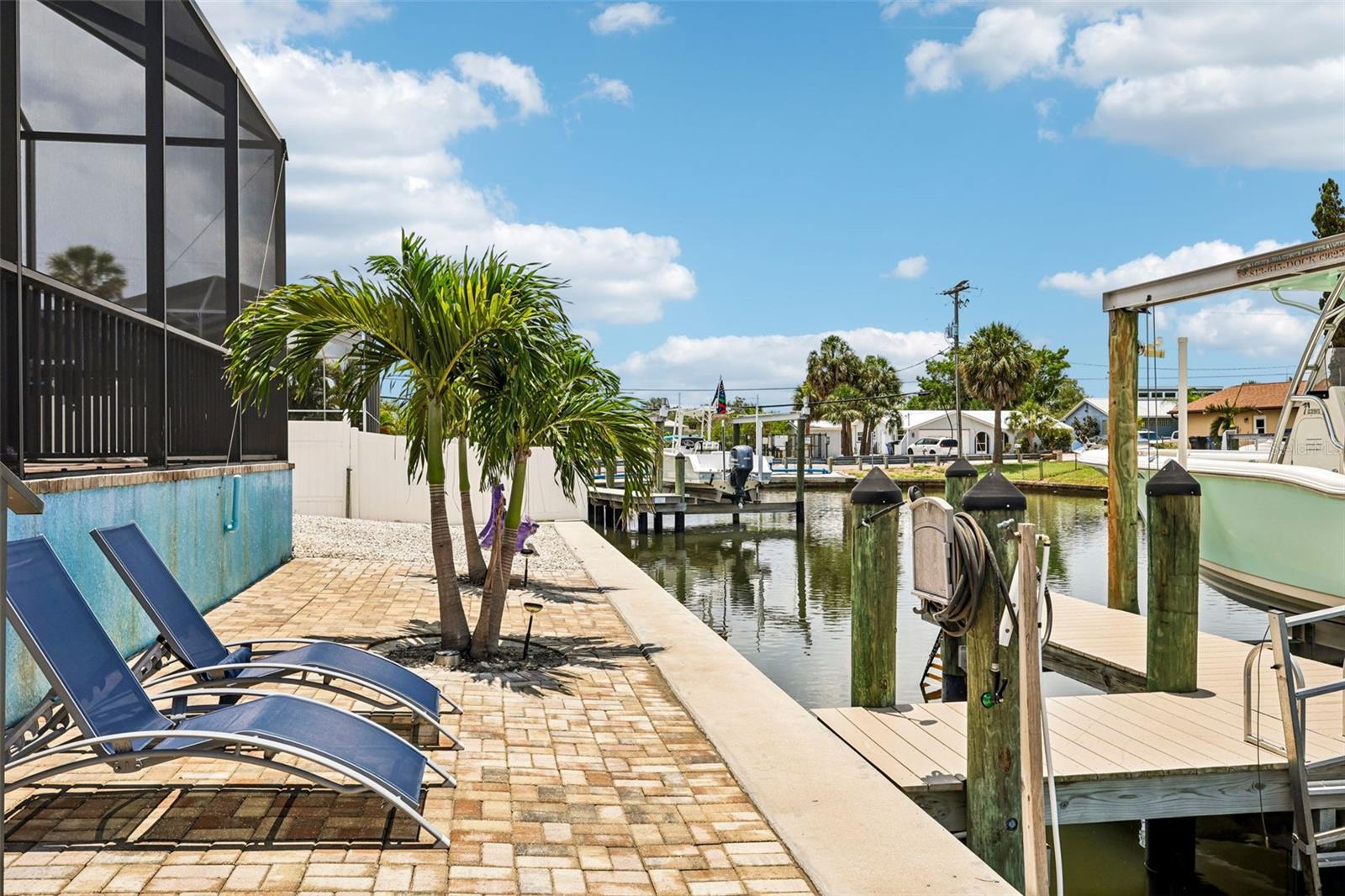 APOLLO BEACH UNIT TWO - Residential