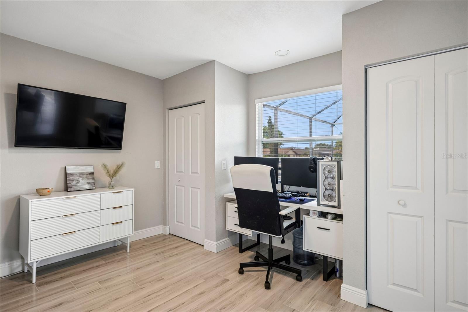 APOLLO BEACH UNIT TWO - Residential