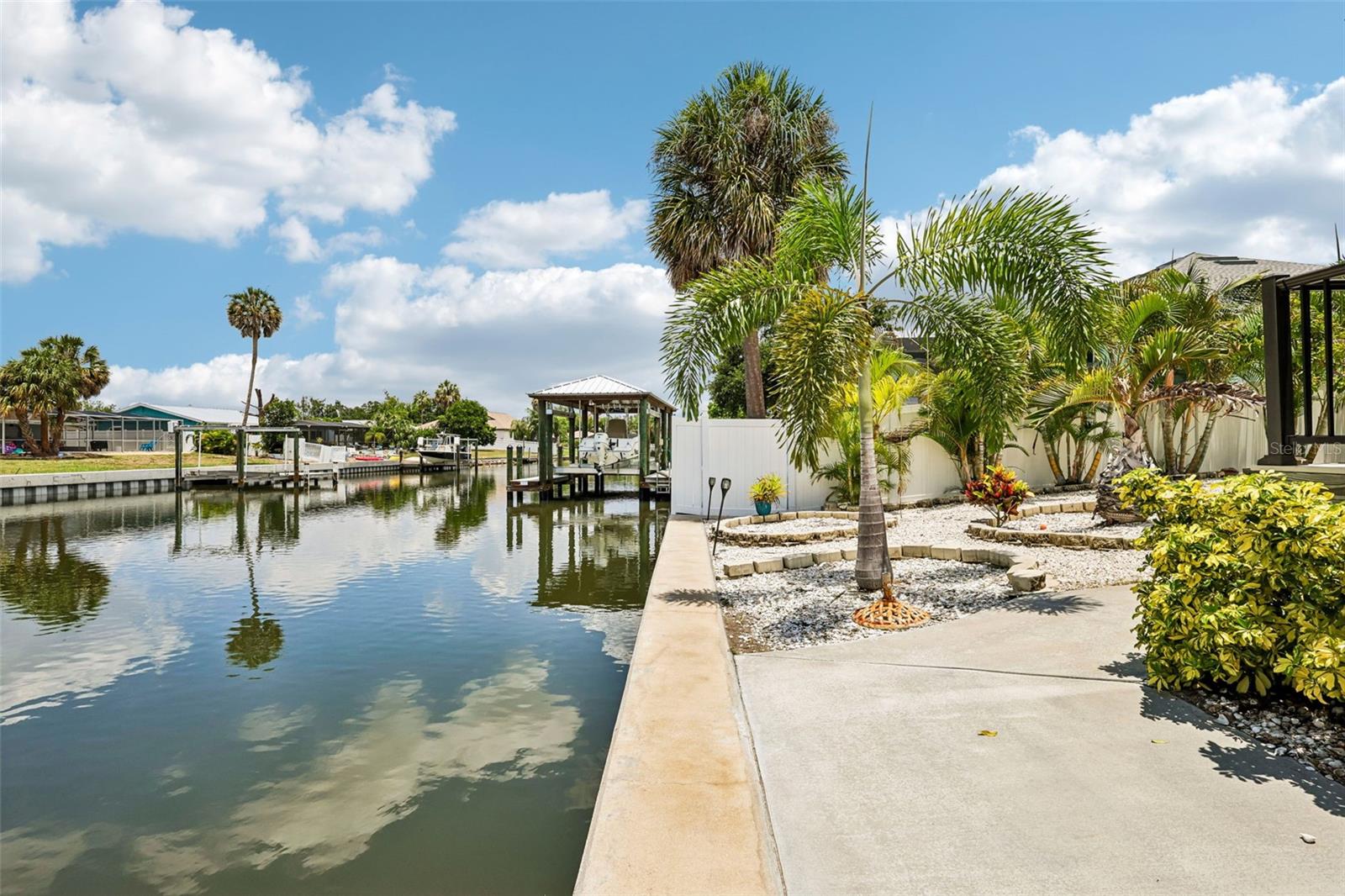 APOLLO BEACH UNIT TWO - Residential