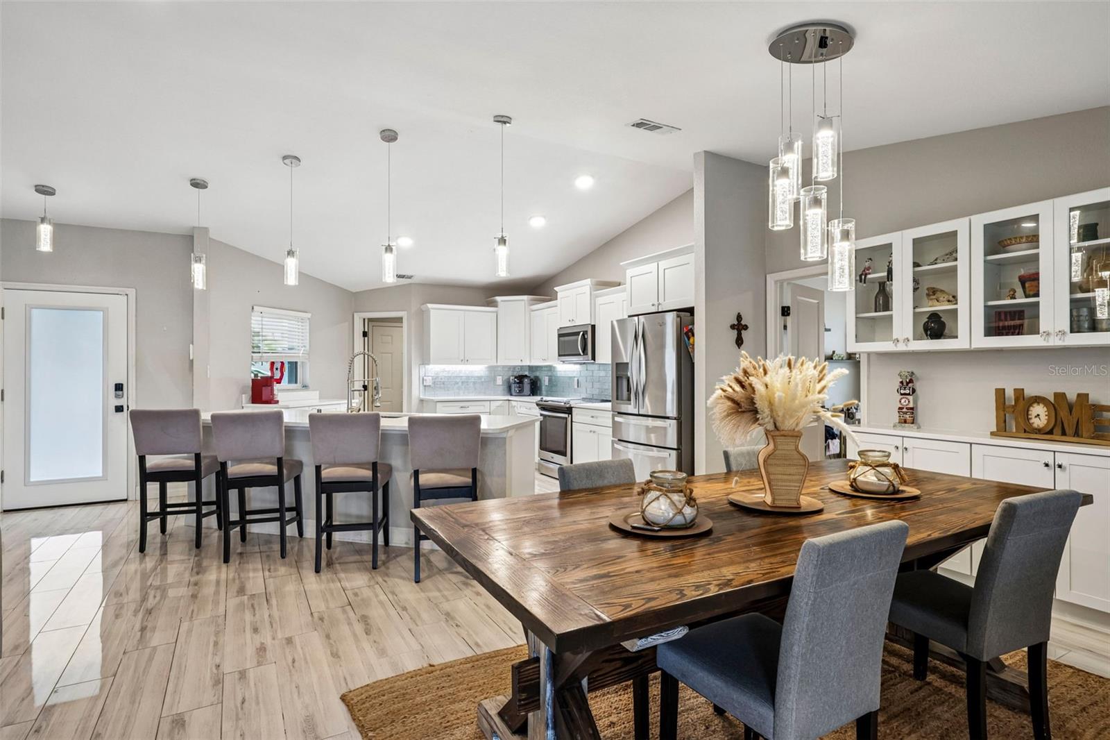APOLLO BEACH UNIT TWO - Residential