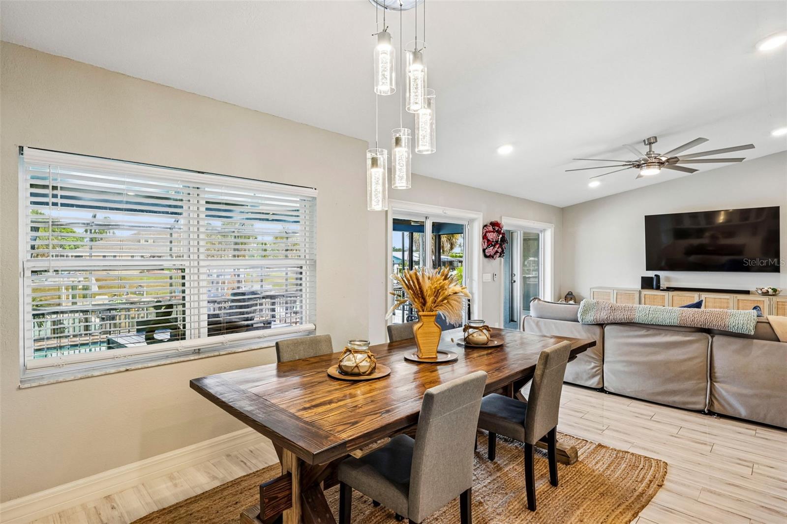 APOLLO BEACH UNIT TWO - Residential