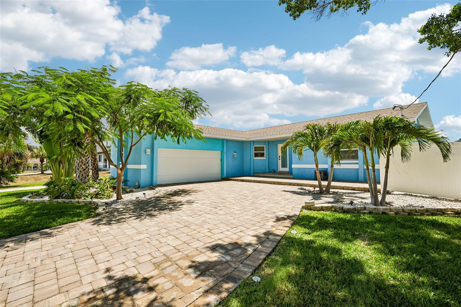 APOLLO BEACH UNIT TWO - Residential