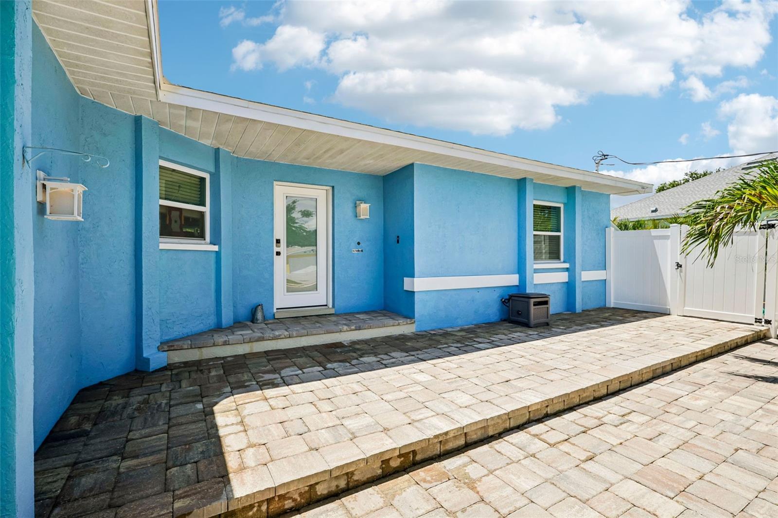 APOLLO BEACH UNIT TWO - Residential