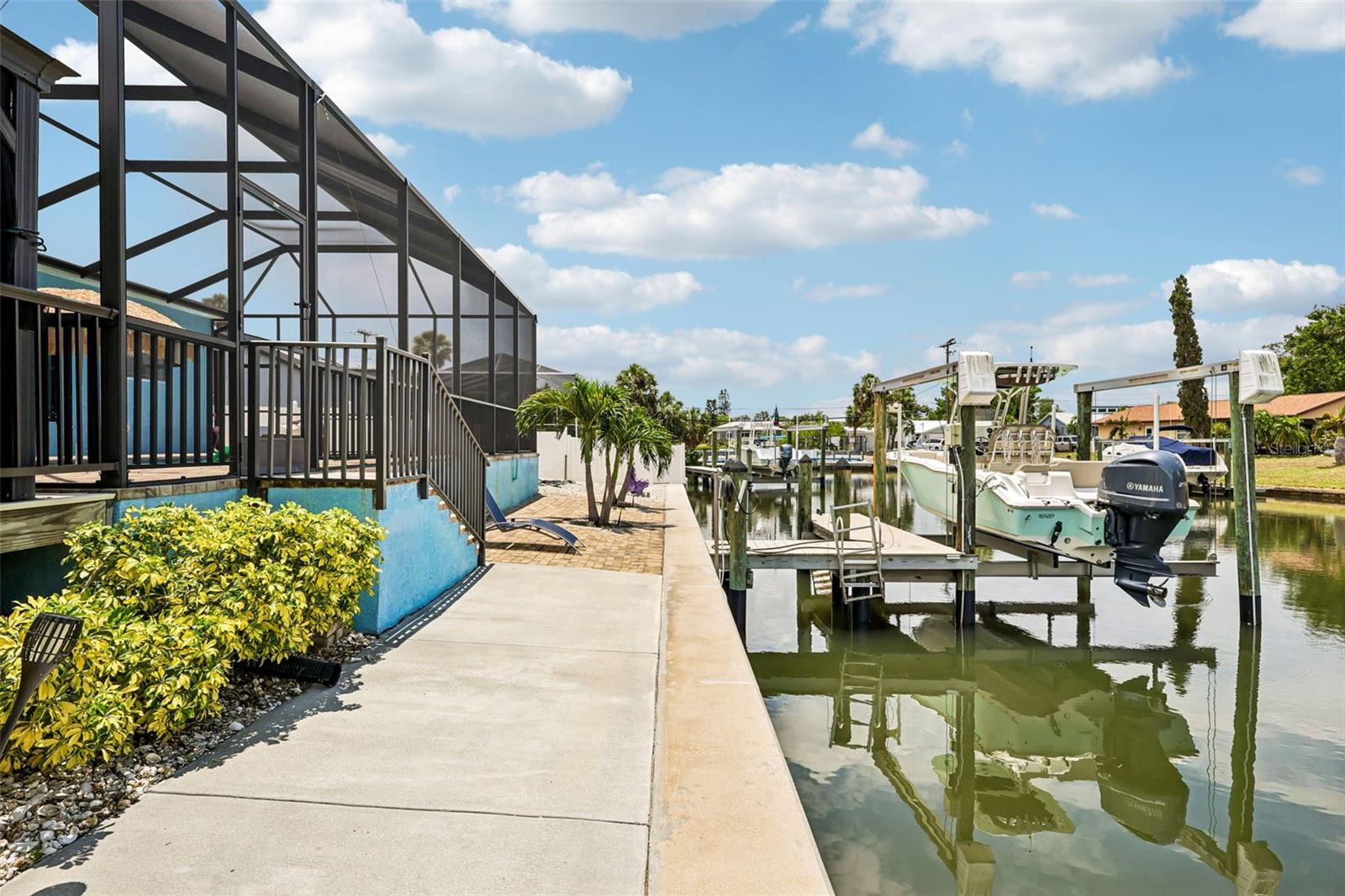 APOLLO BEACH UNIT TWO - Residential
