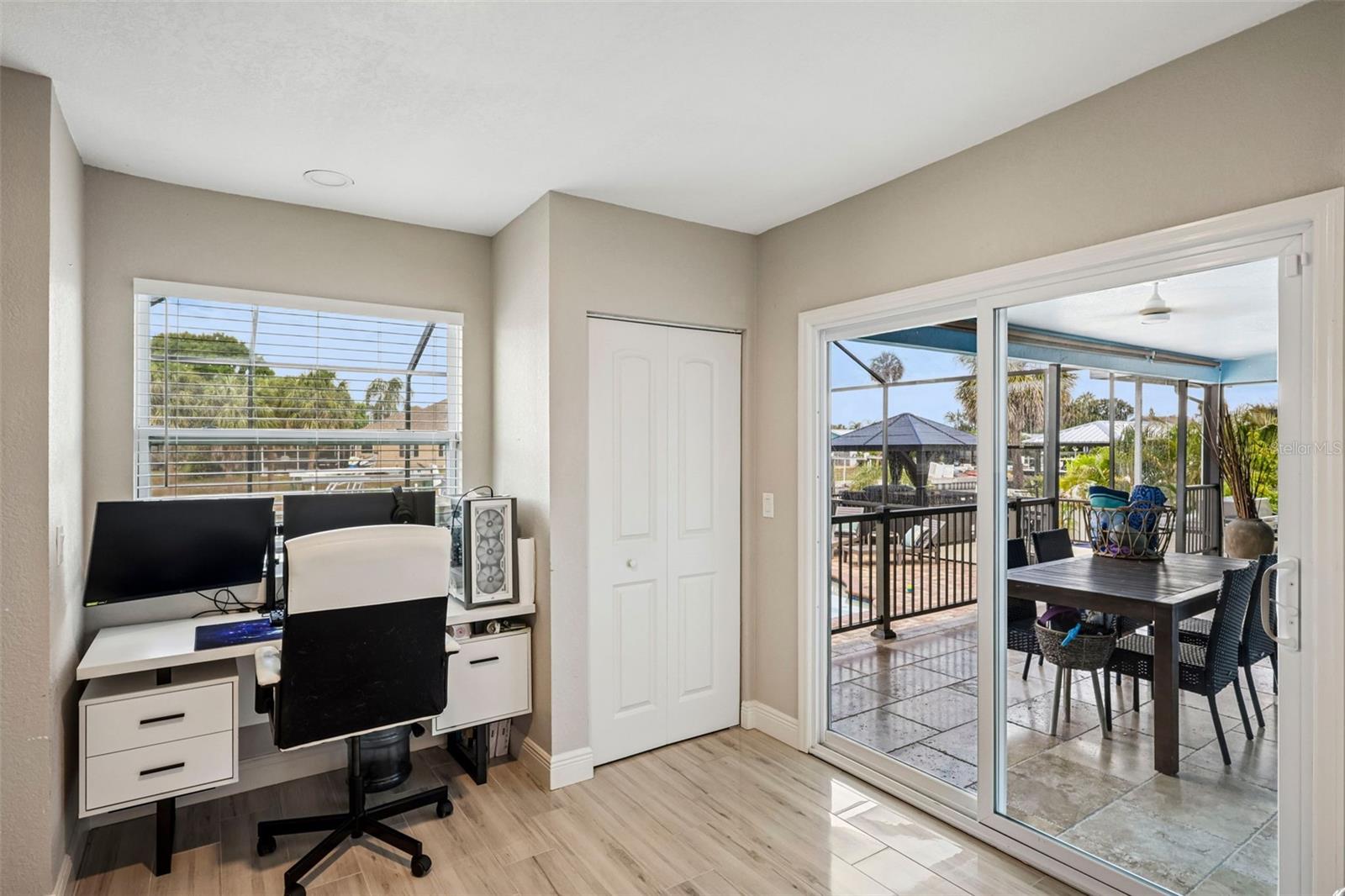 APOLLO BEACH UNIT TWO - Residential