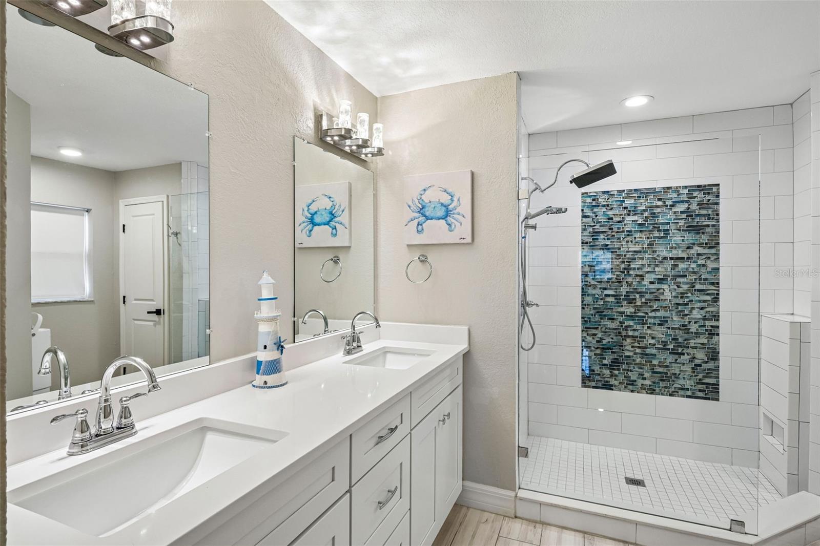 APOLLO BEACH UNIT TWO - Residential