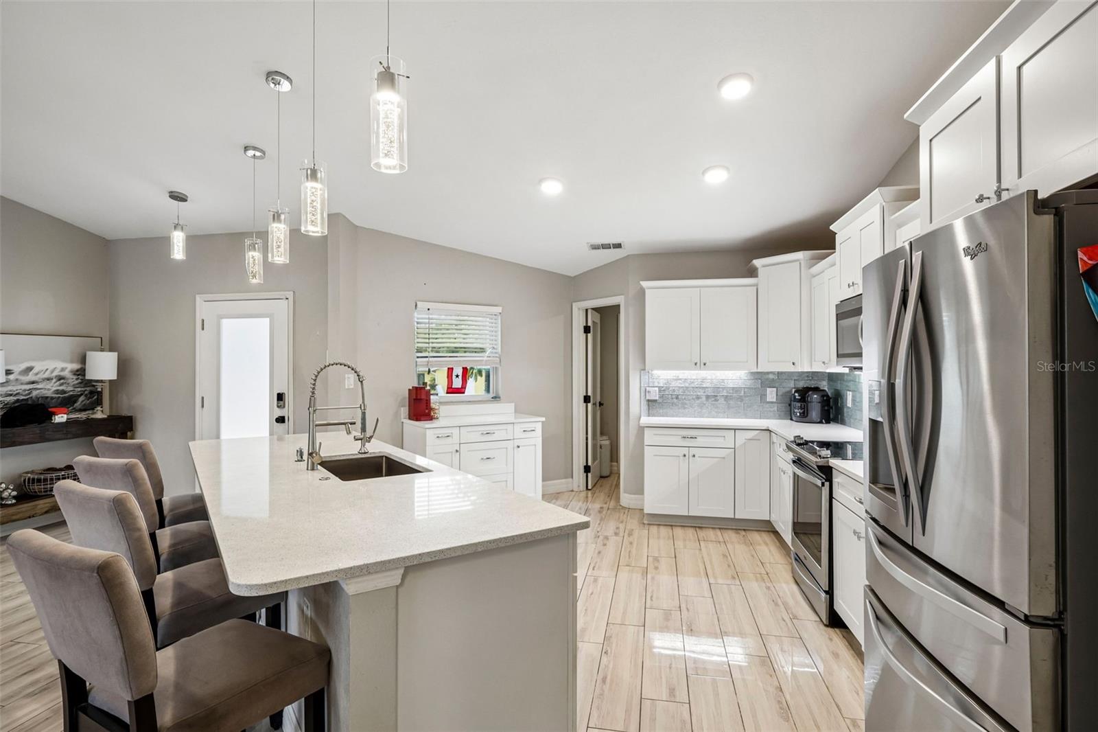 APOLLO BEACH UNIT TWO - Residential