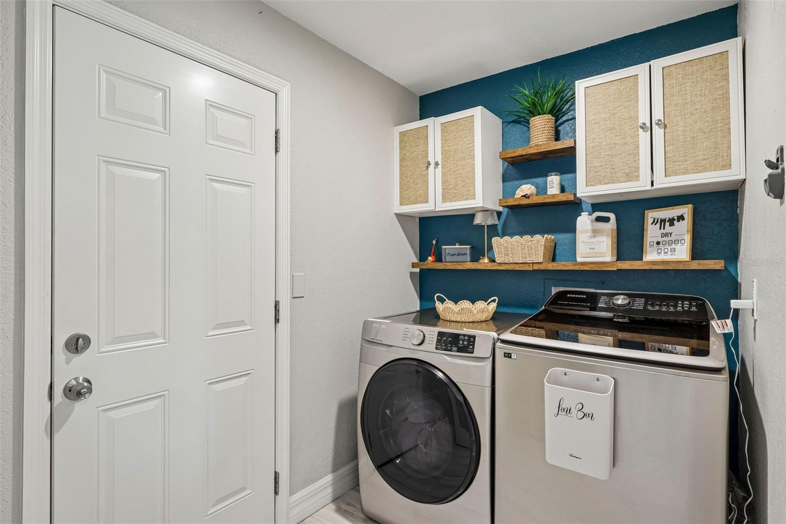 APOLLO BEACH UNIT TWO - Residential