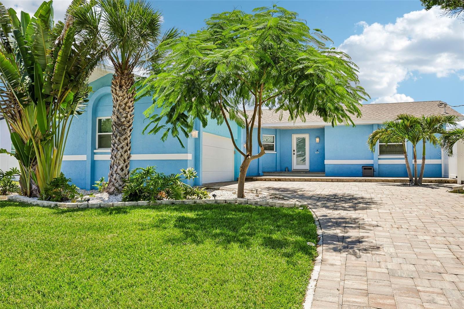 APOLLO BEACH UNIT TWO - Residential