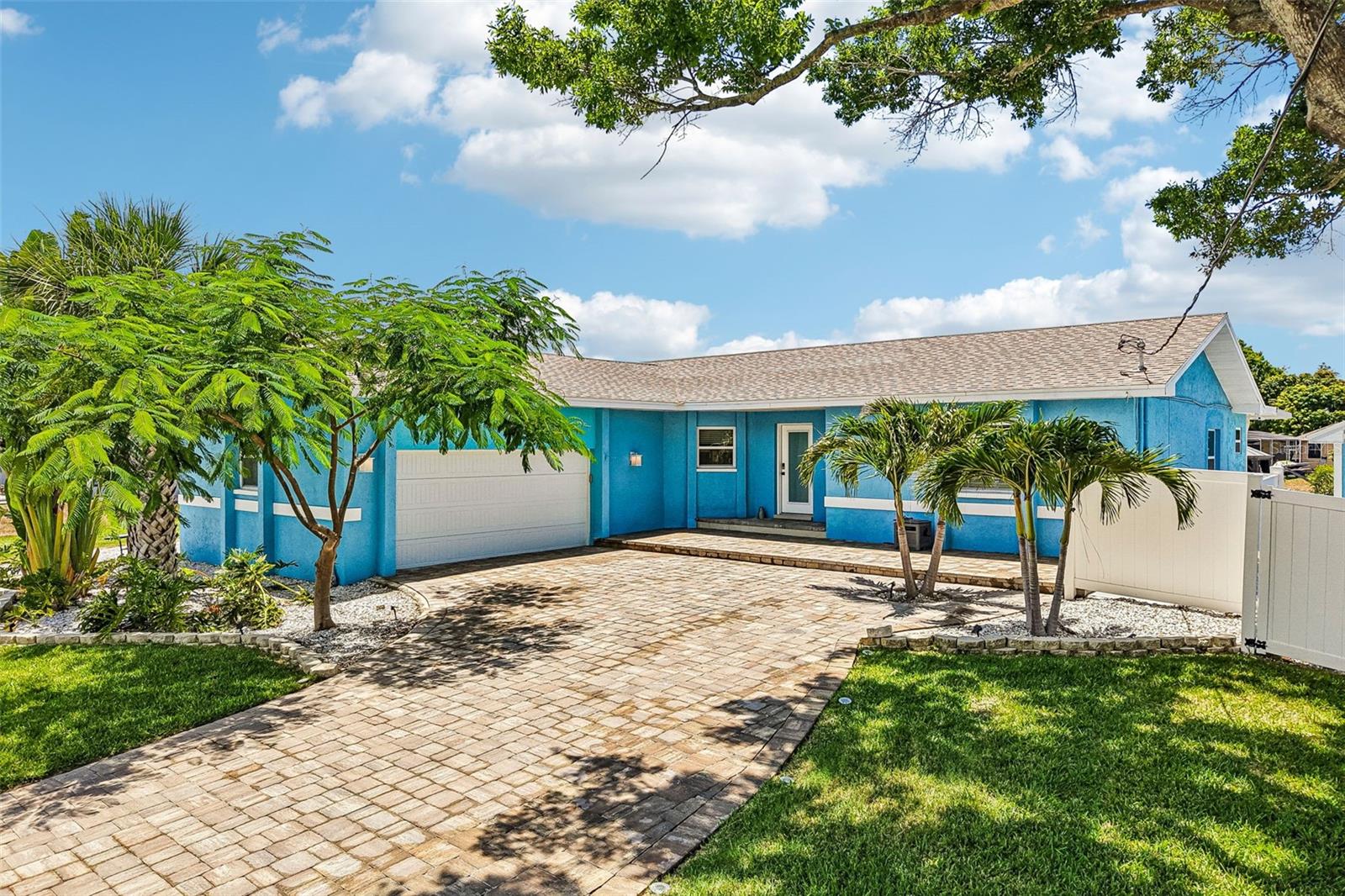 APOLLO BEACH UNIT TWO - Residential