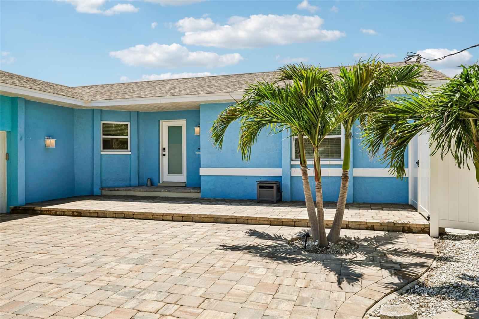 APOLLO BEACH UNIT TWO - Residential