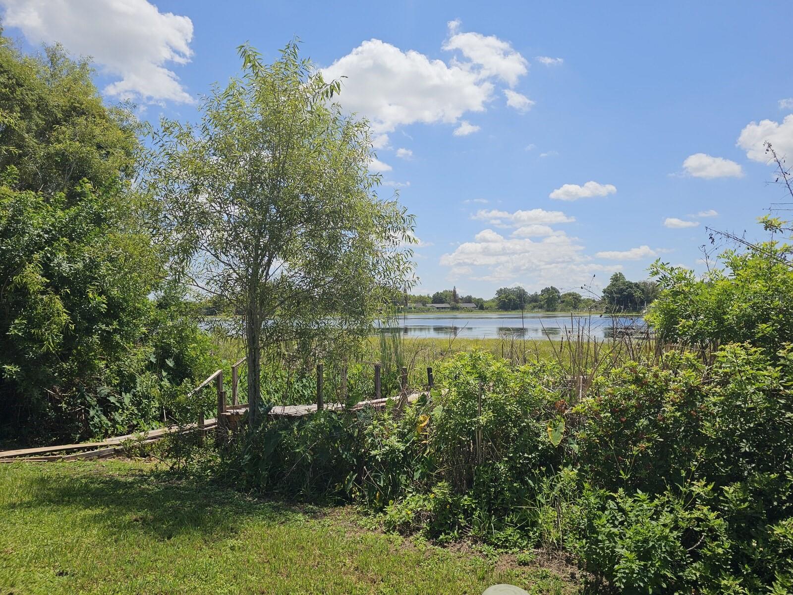CRYSTAL LAKE ESTATES - Residential Income