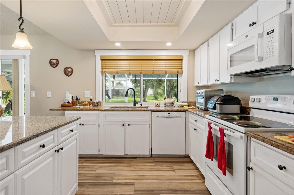 CENTER GATE ESTATES - Residential