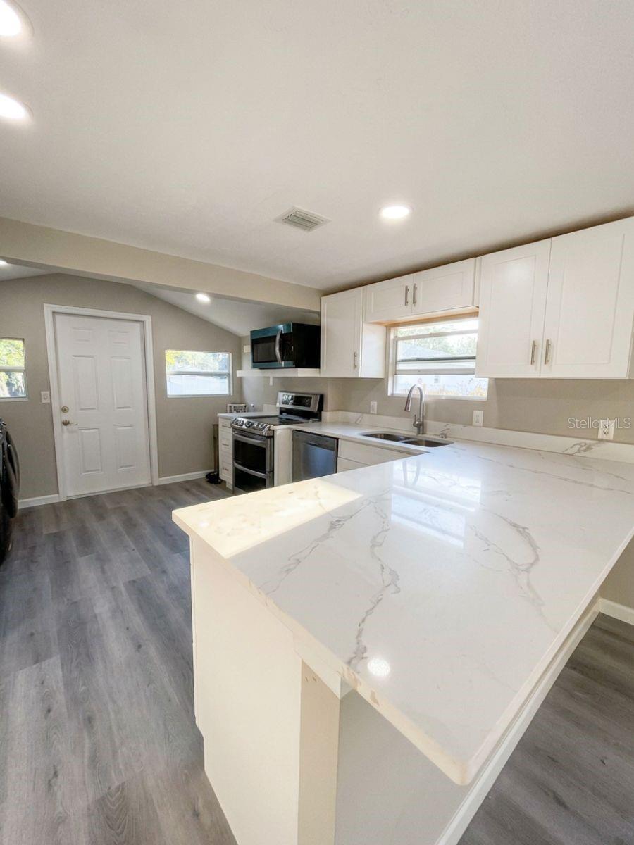 INWOOD - Residential