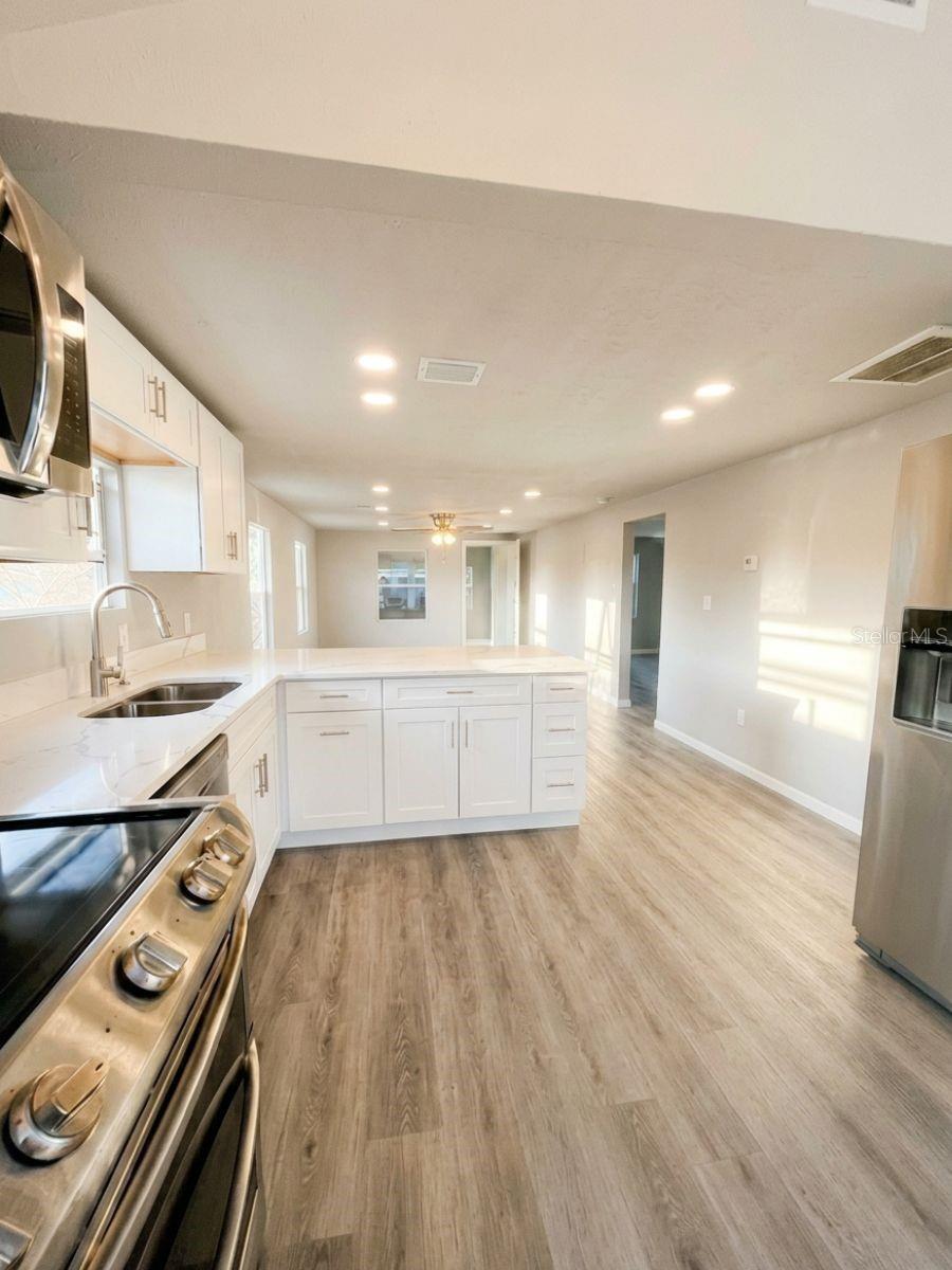 INWOOD - Residential