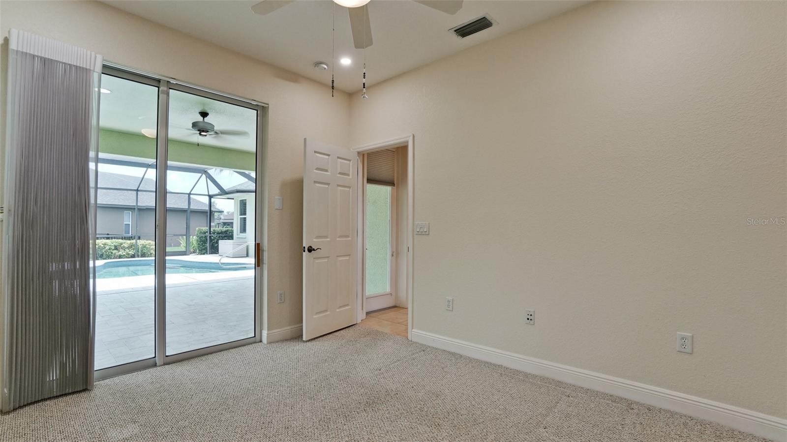 ANCIENT OAKS UNIT ONE - Residential