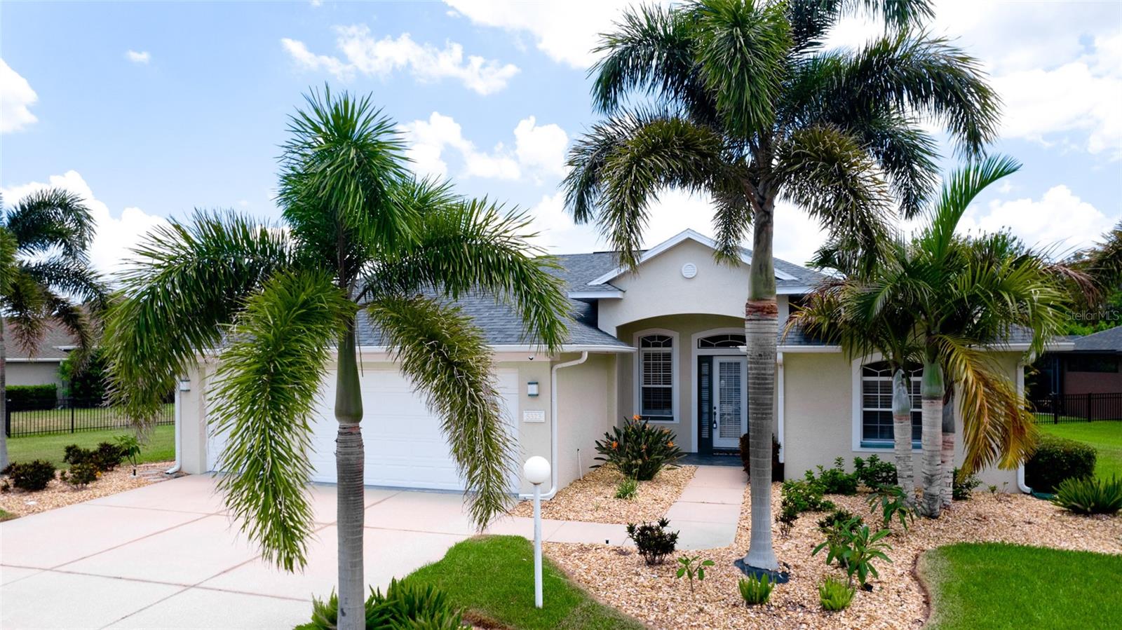 ANCIENT OAKS UNIT ONE - Residential