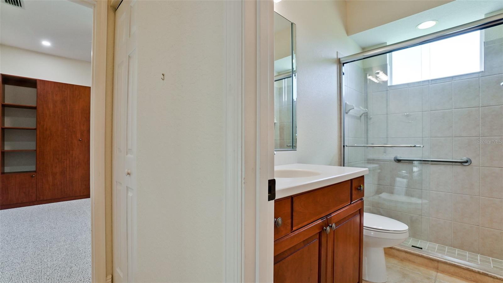ANCIENT OAKS UNIT ONE - Residential