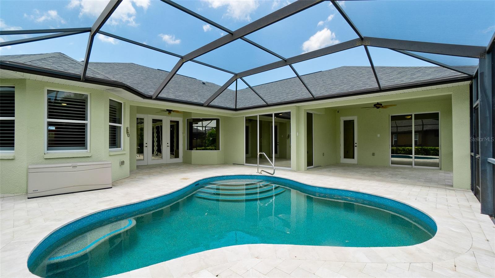ANCIENT OAKS UNIT ONE - Residential
