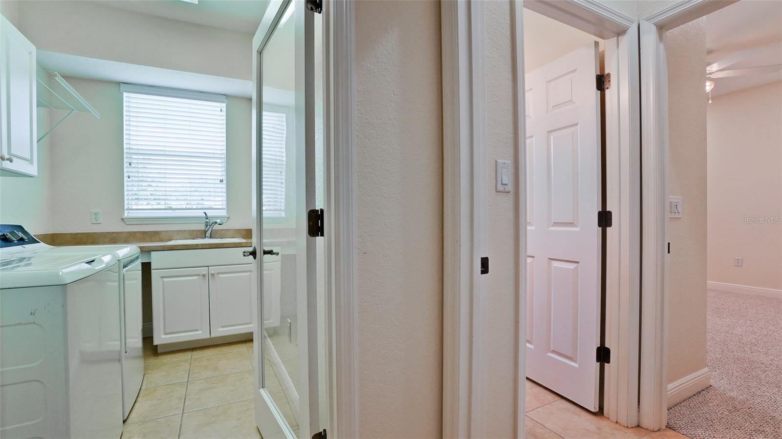 ANCIENT OAKS UNIT ONE - Residential