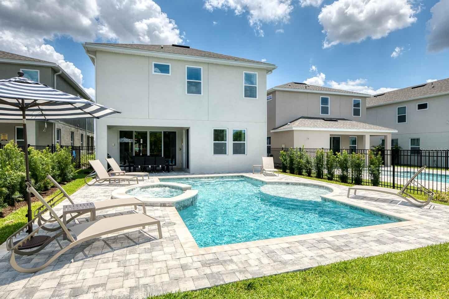 REUNION WEST PH 4 - Residential