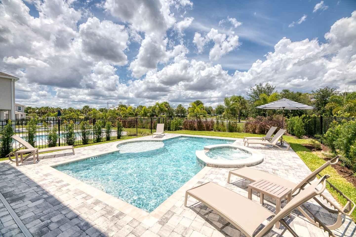 REUNION WEST PH 4 - Residential