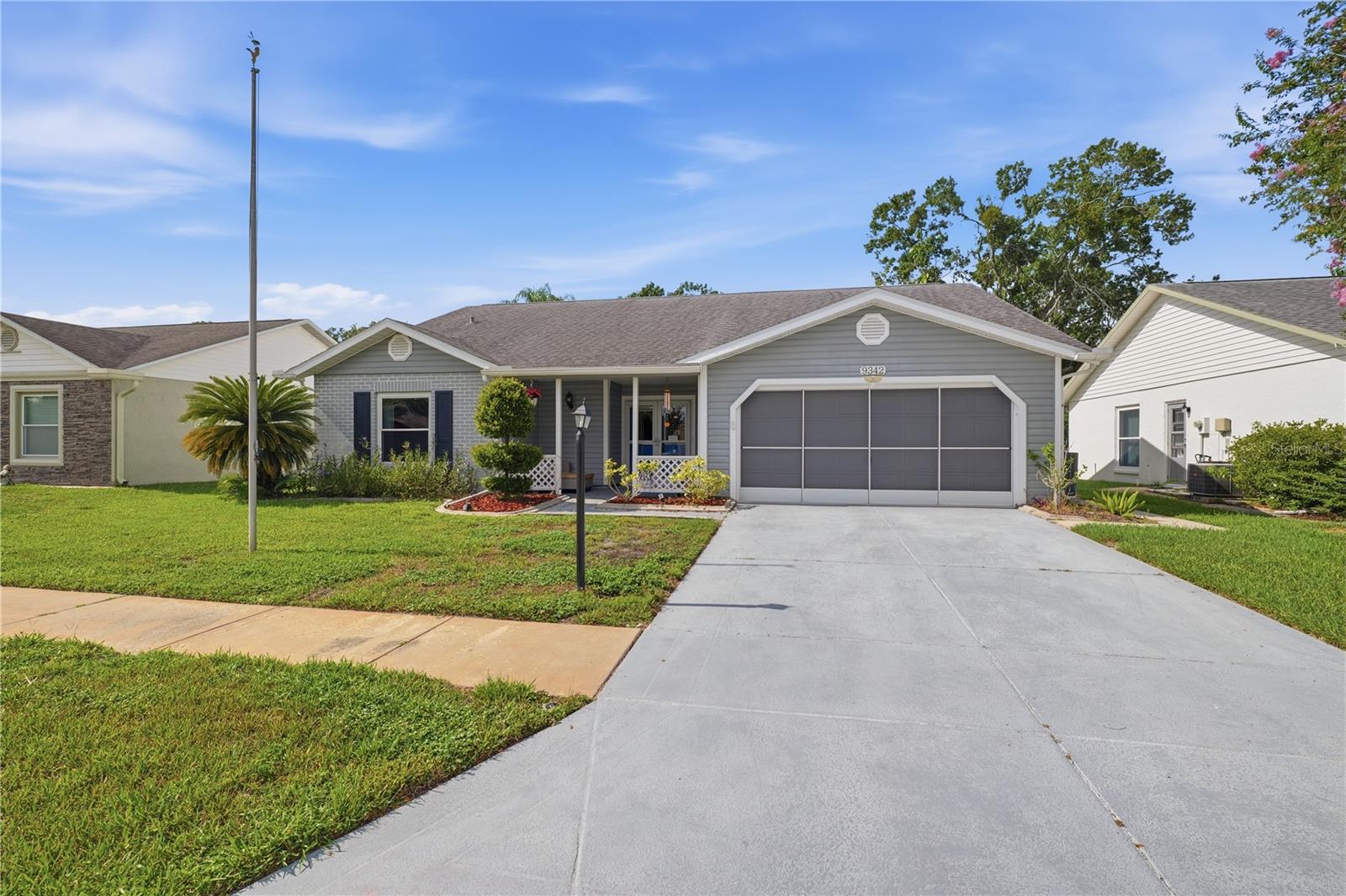 HERITAGE LAKE - Residential