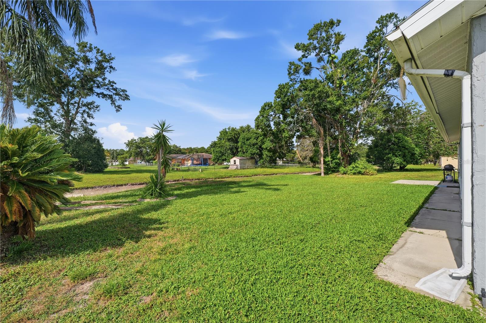 HERITAGE LAKE - Residential