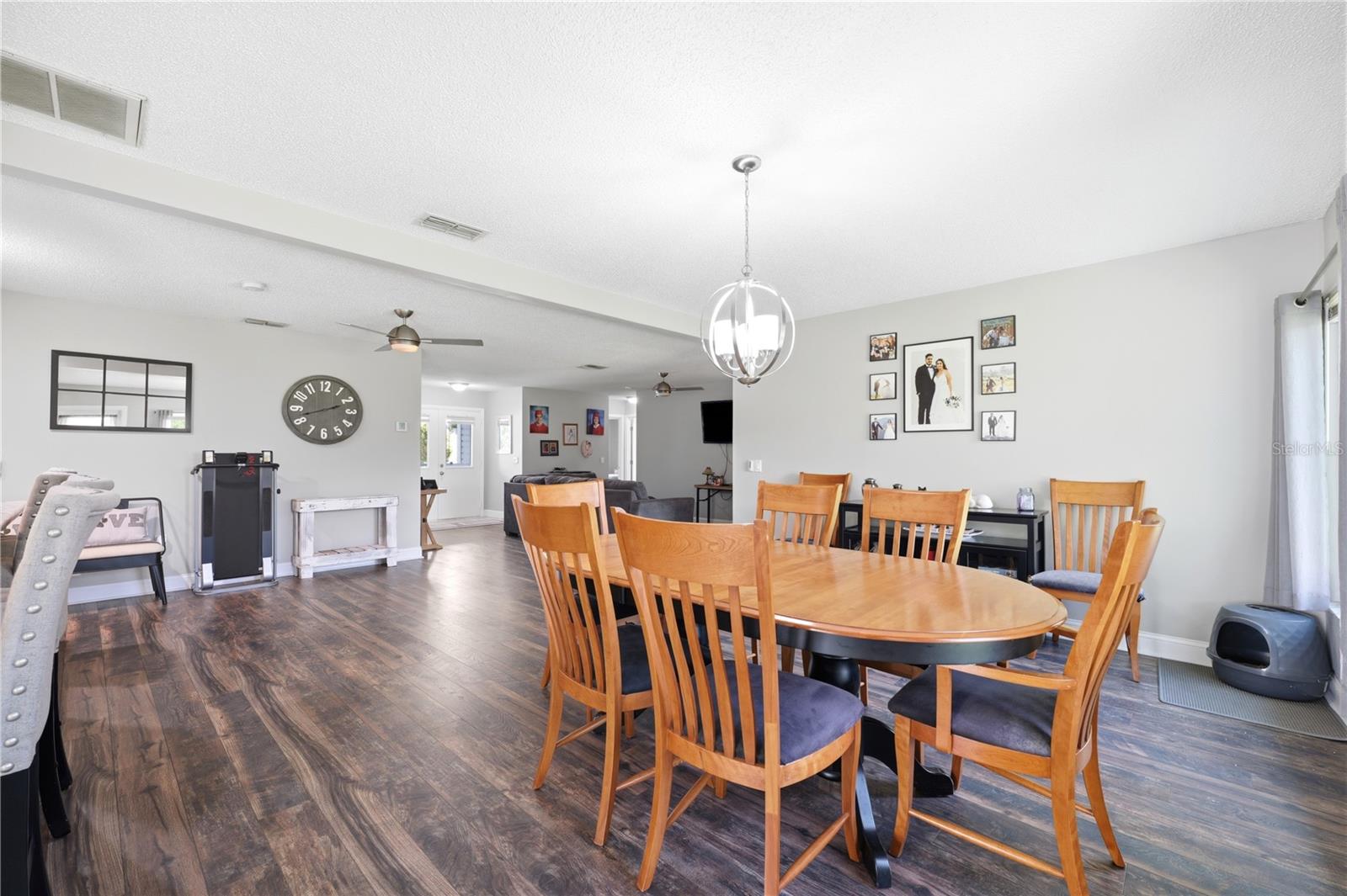 HERITAGE LAKE - Residential