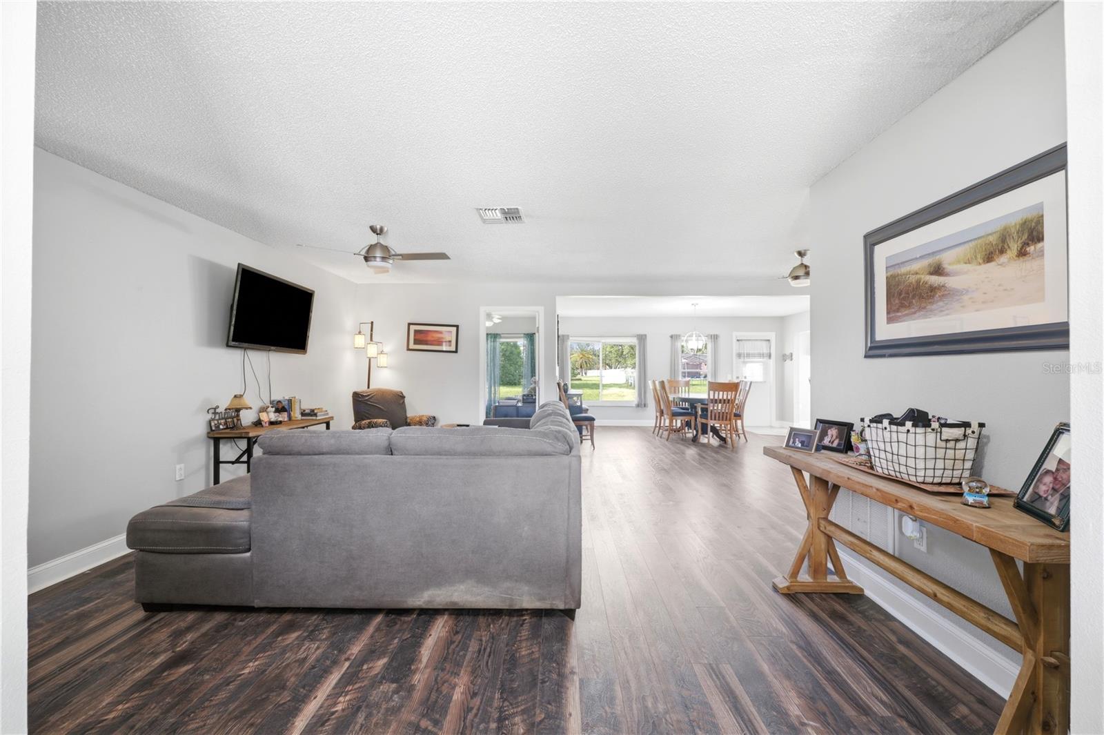 HERITAGE LAKE - Residential