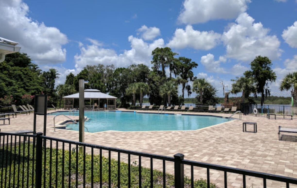 WINDERMERE TRAILS - Residential Lease