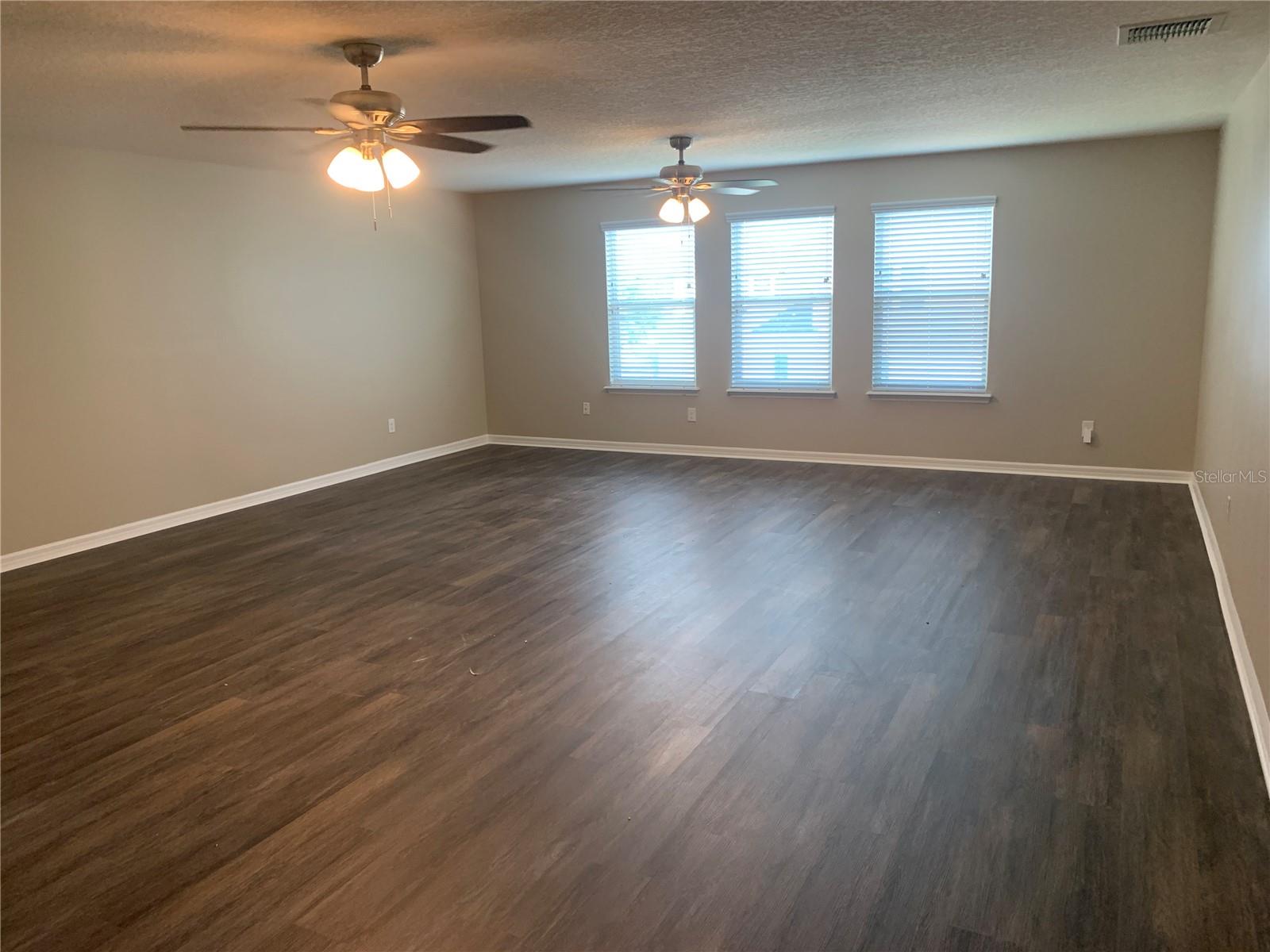 WINDERMERE TRAILS - Residential Lease
