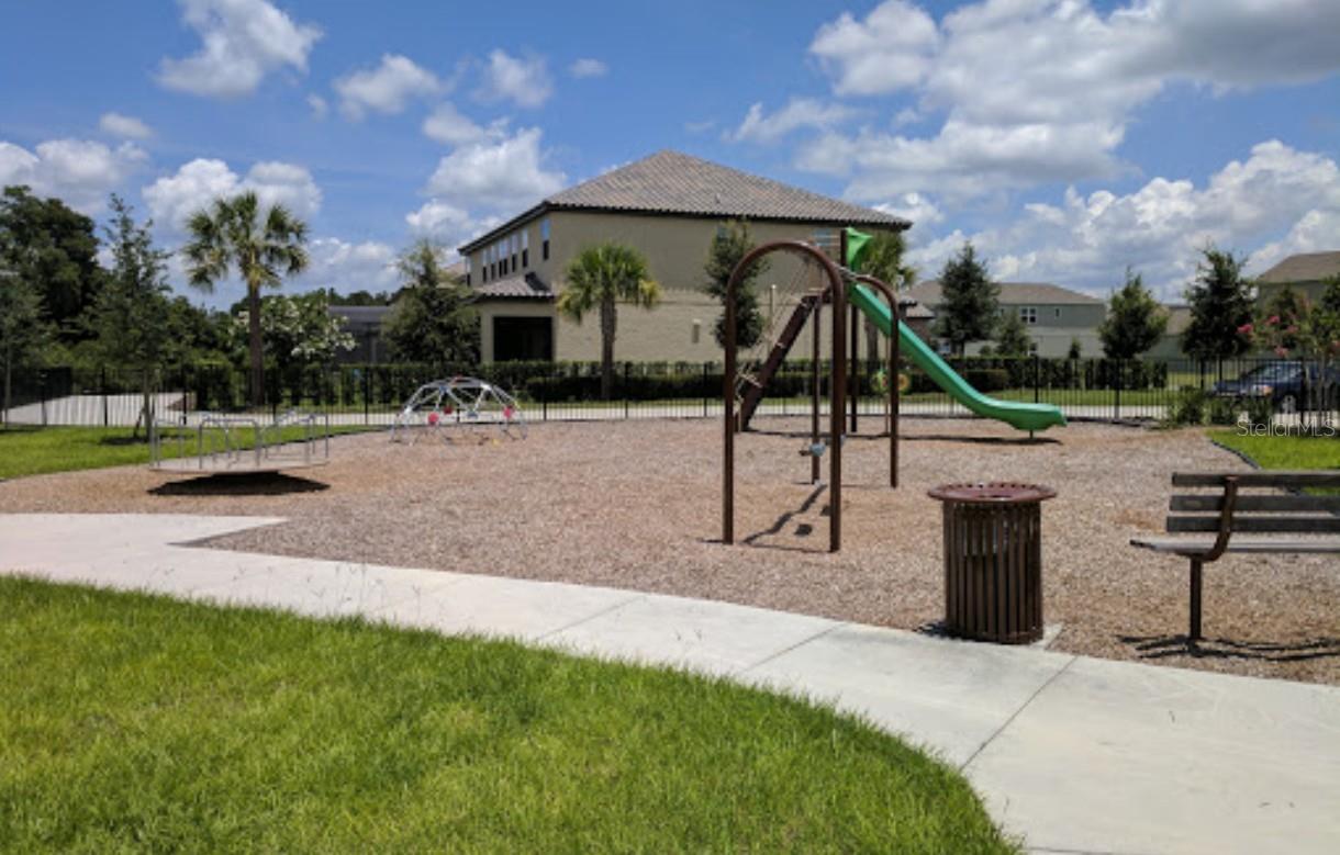 WINDERMERE TRAILS - Residential Lease