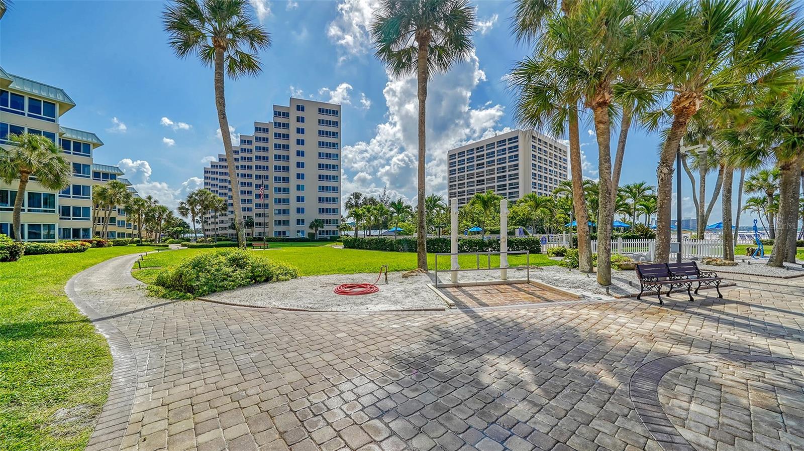 SARASOTA SURF & RACQUET - Residential