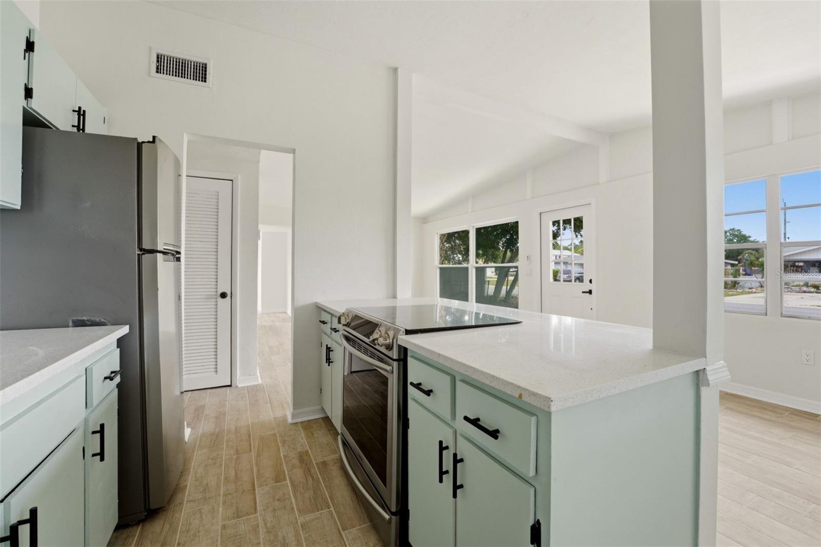 CORTEZ GARDENS FIRST SEC - Residential