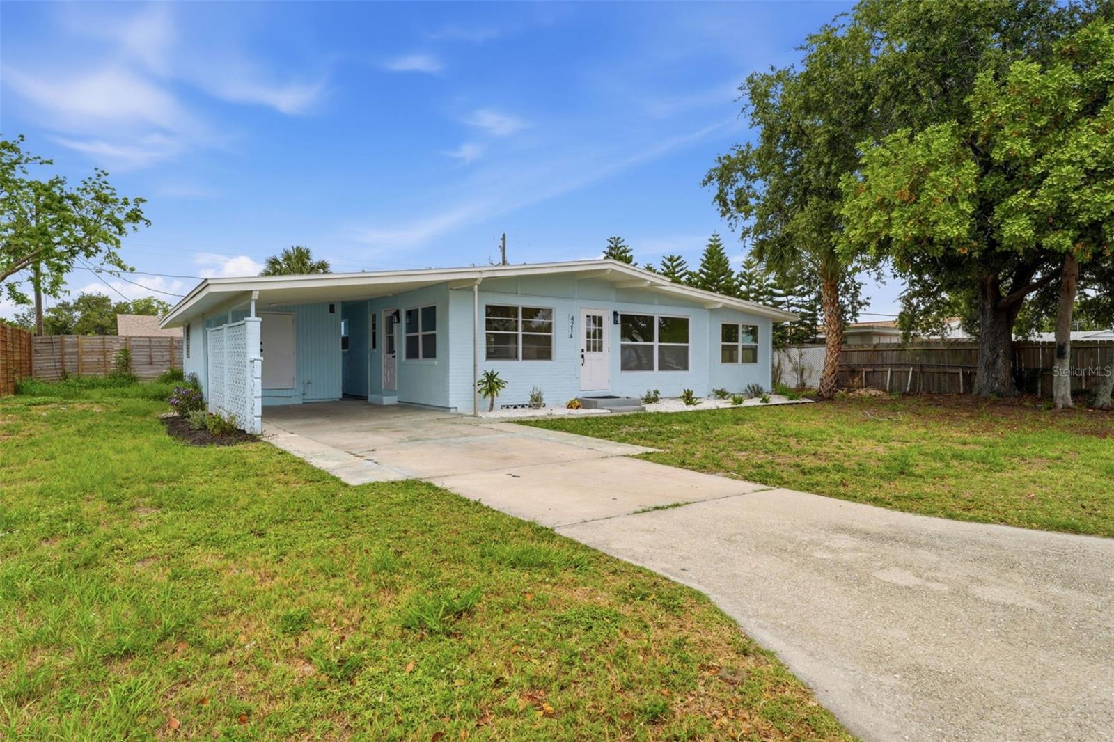 CORTEZ GARDENS FIRST SEC - Residential