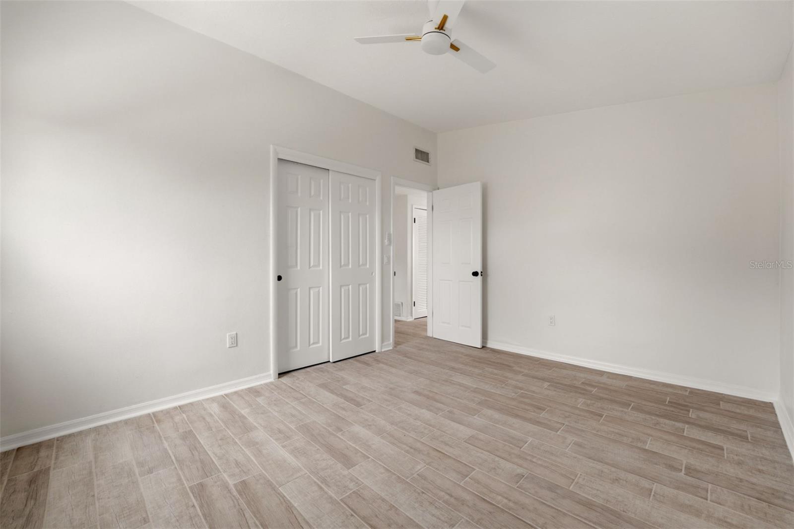 CORTEZ GARDENS FIRST SEC - Residential
